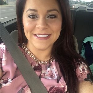 Meet your Posher, Ashley